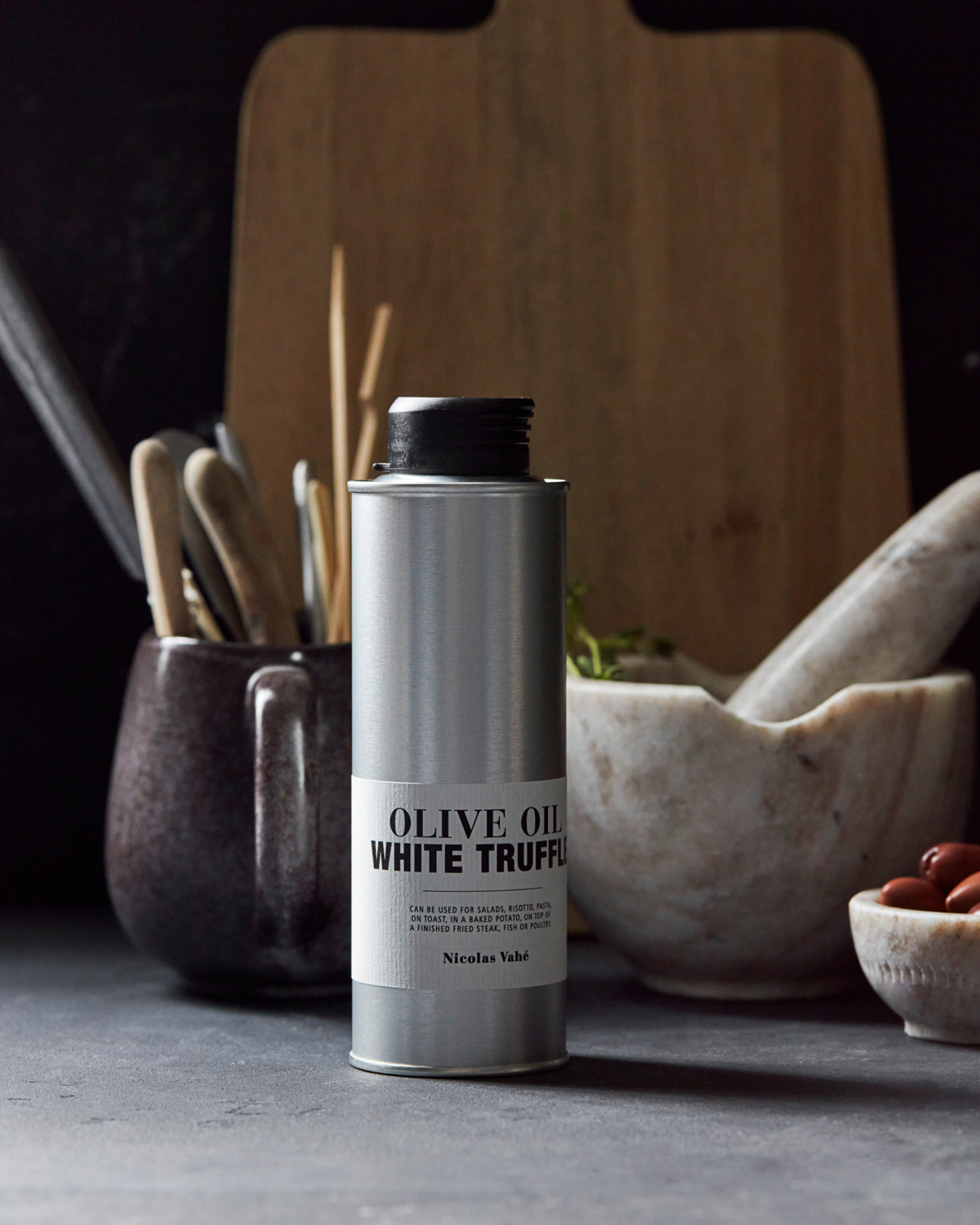 White truffle virgin olive oil