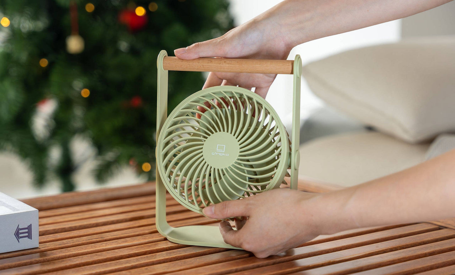 Lyra Portable Fan