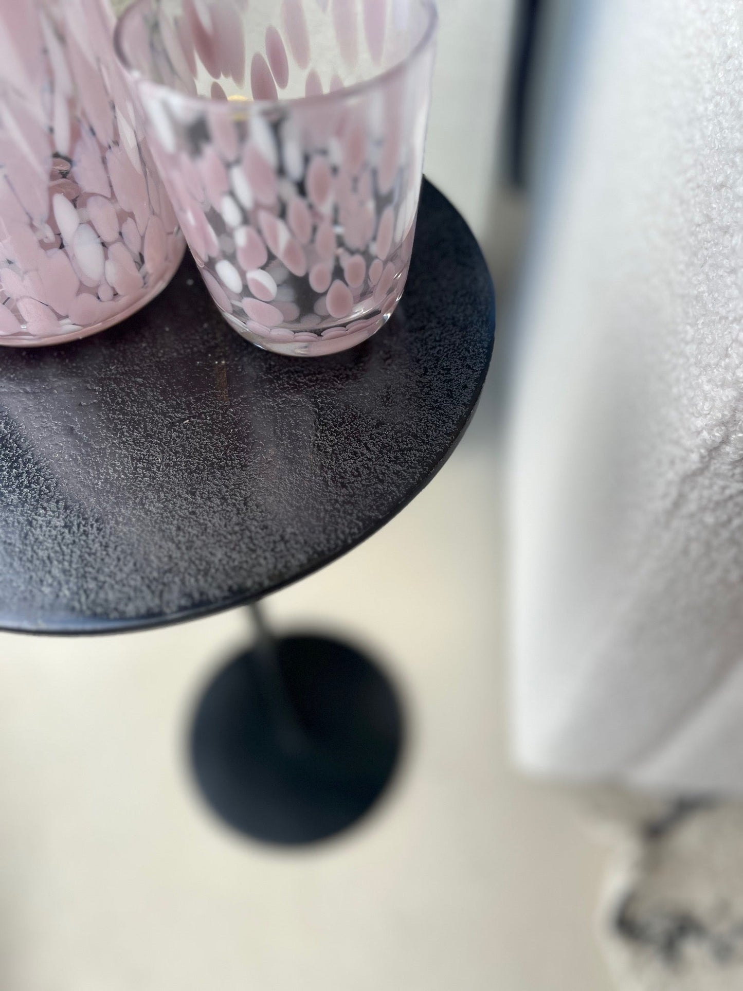 Black Round Pedestal Table - MarramTrading.com
