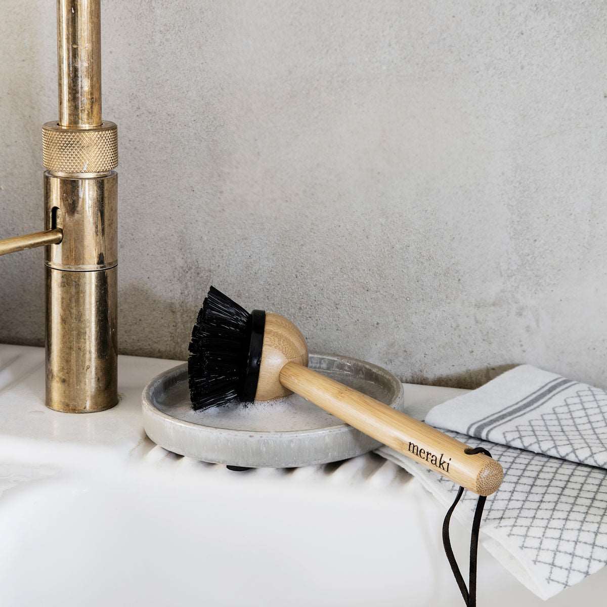 Dish Brush Natural - MarramTrading.com