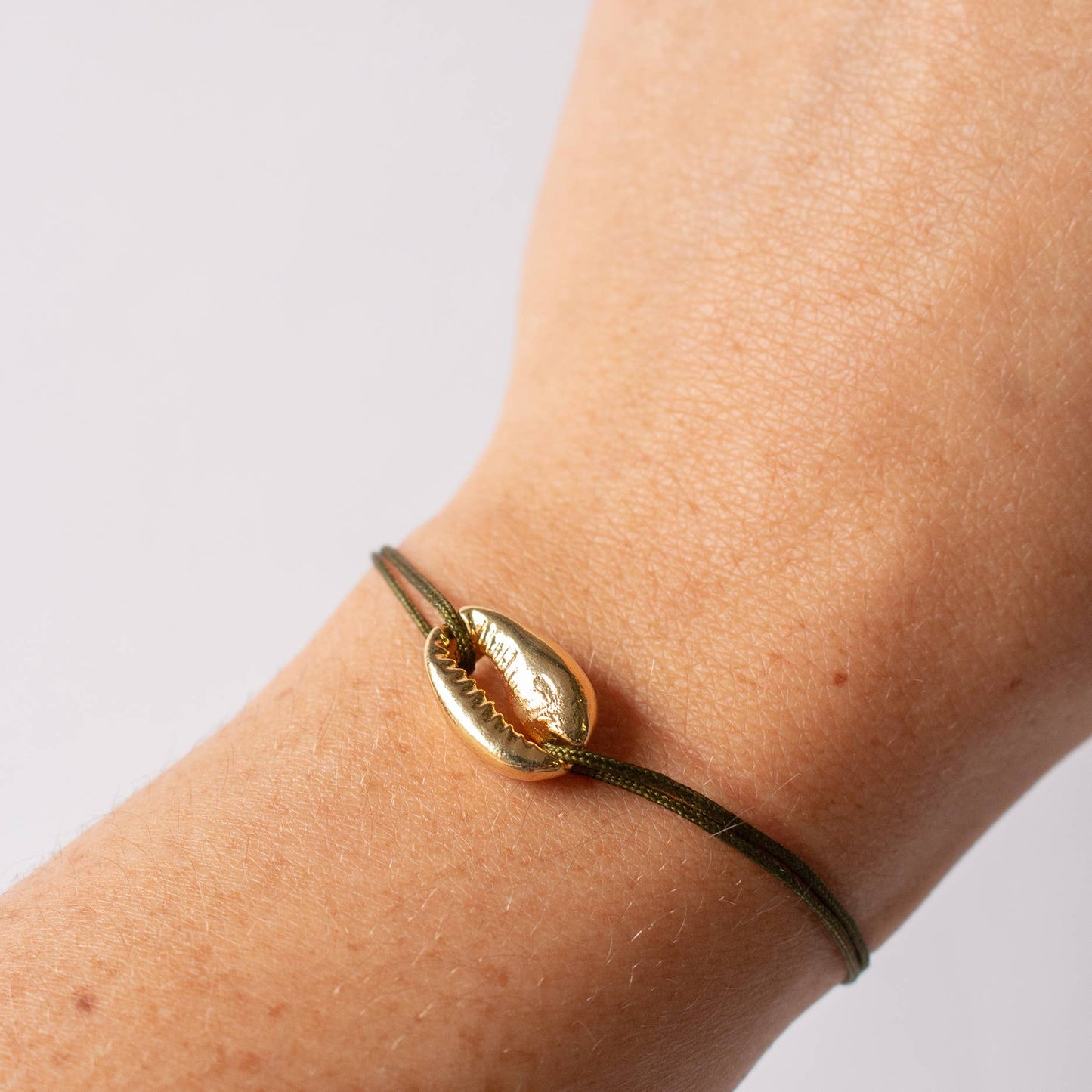 Gold Cowrie Shell Bracelets, Assorted Colours - MarramTrading.com