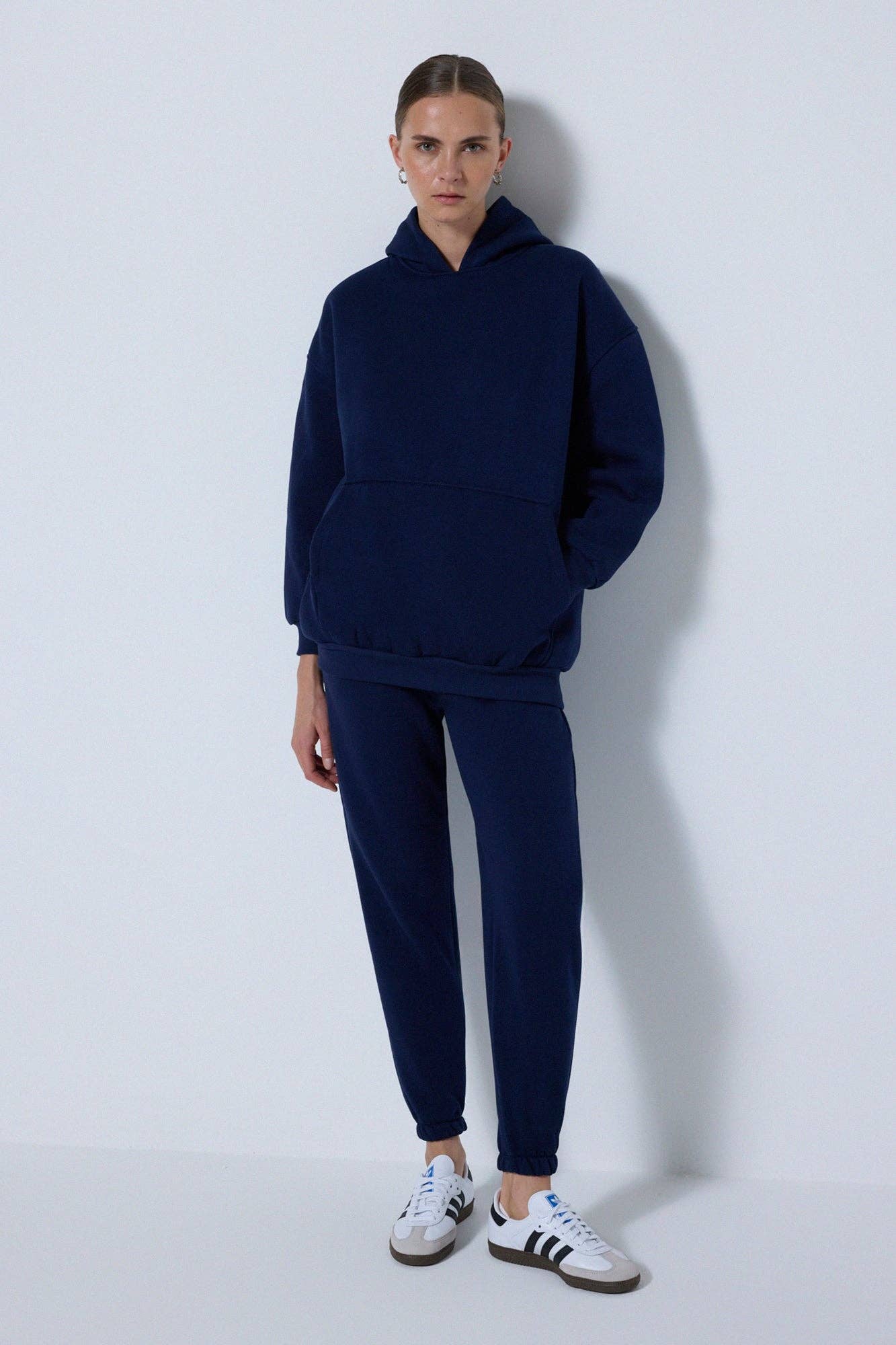 HOODED SWEATSHIRT AND JOGGER SET - MarramTrading.com