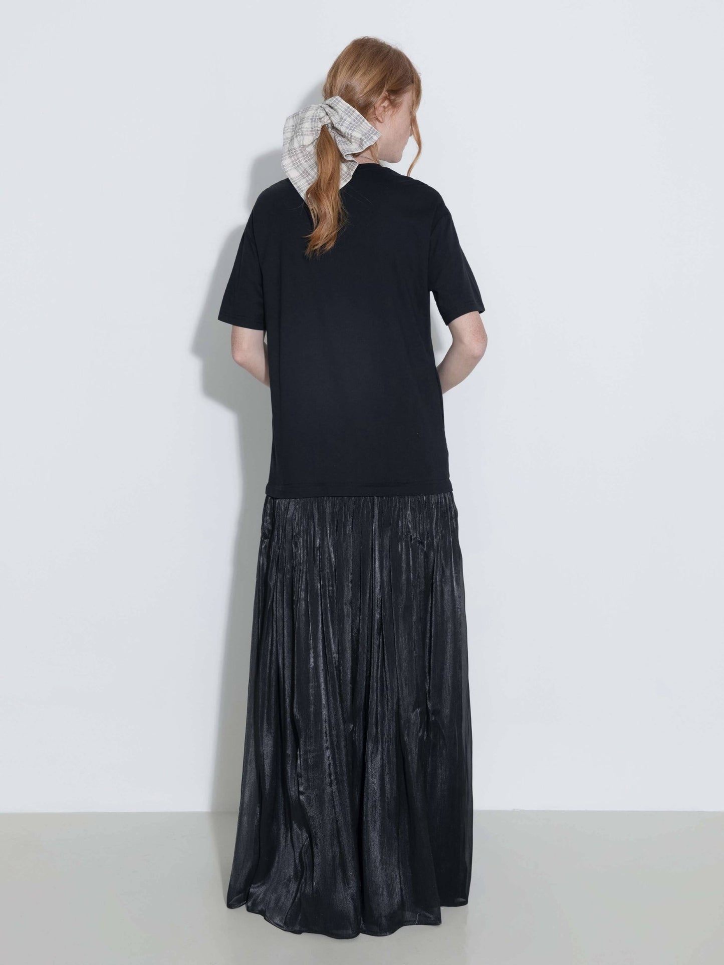 Oversized Round Neck Short Sleeve Pleated Dress - MarramTrading.com
