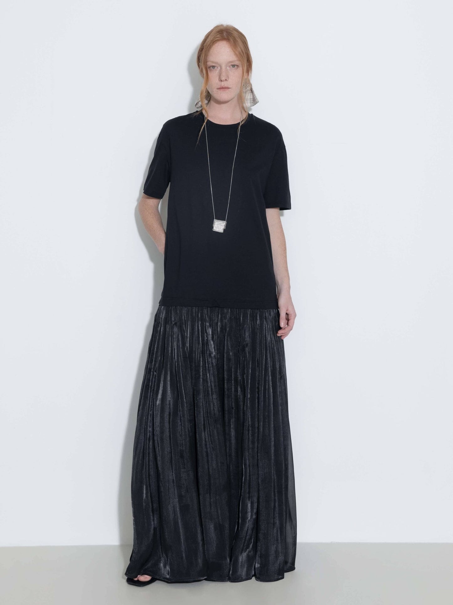 Oversized Round Neck Short Sleeve Pleated Dress - MarramTrading.com