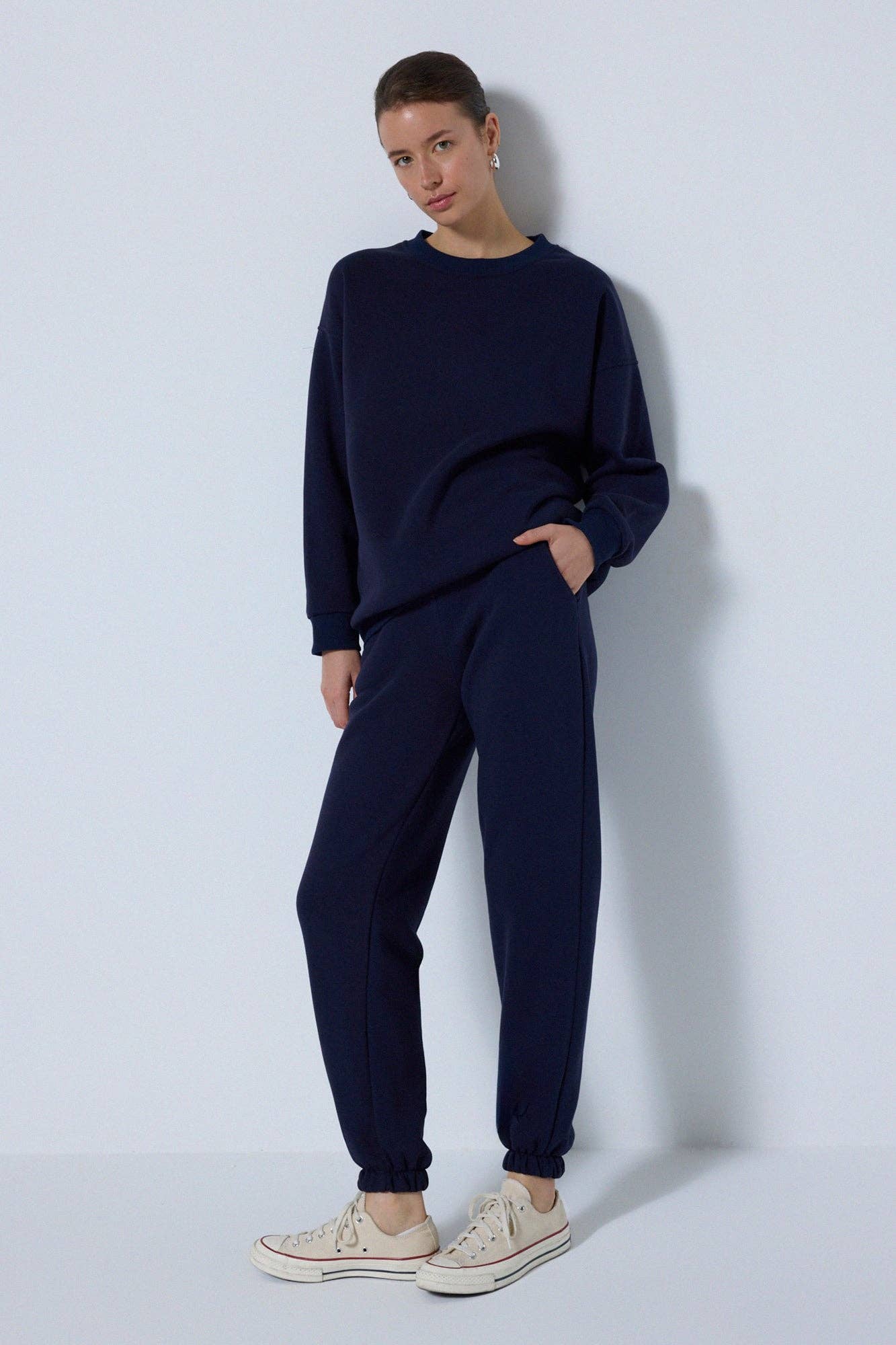 SWEATSHIRT AND JOGGER SET - MarramTrading.com