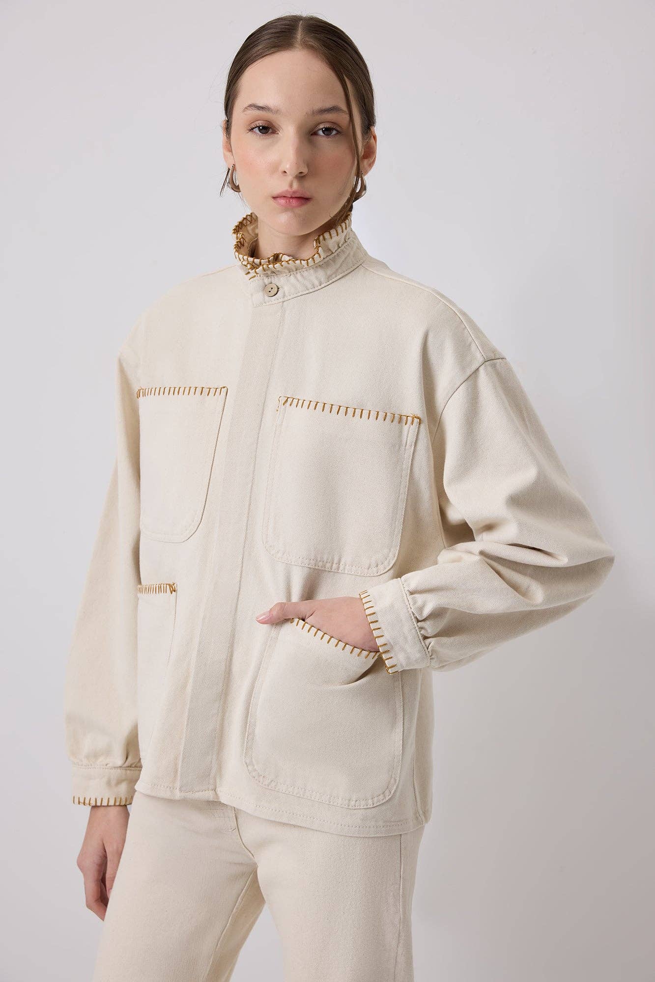 WHIPSTITCH COLLAR UTILITY DENIM JACKET - MarramTrading.com