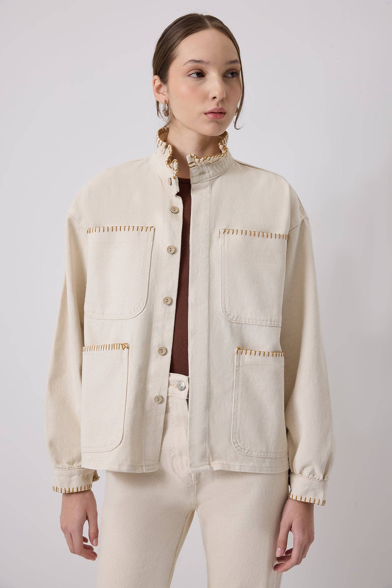 WHIPSTITCH COLLAR UTILITY DENIM JACKET - MarramTrading.com