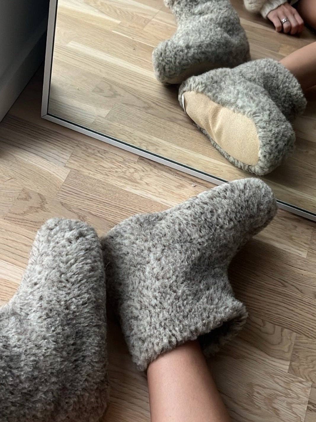 Wool slippers — Light grey - MarramTrading.com