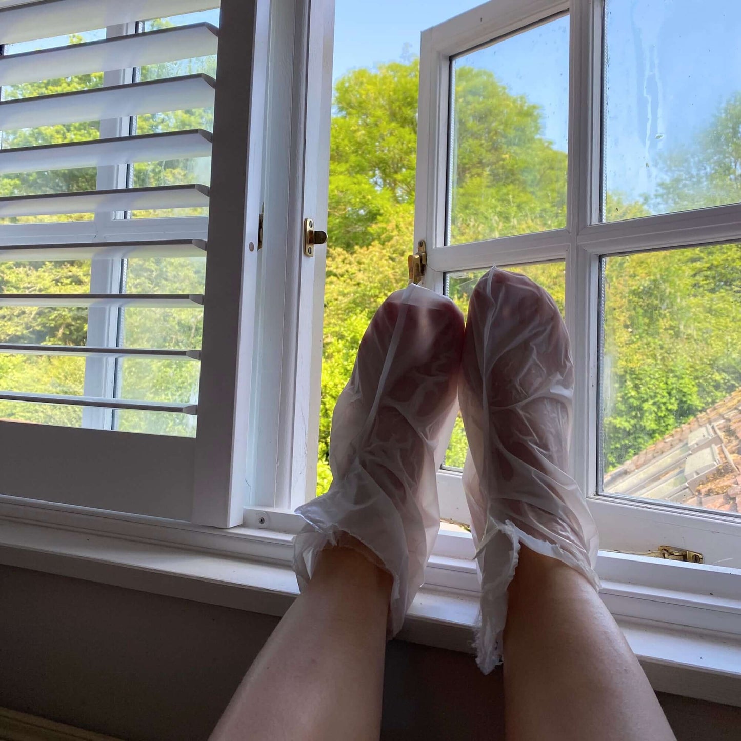 FOOT & CALLUS PEEL with over 16 Botanical & Fruit extracts