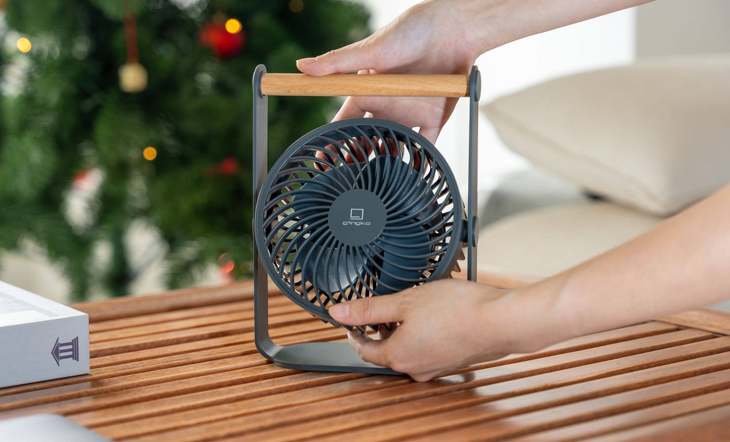 Lyra Portable Fan