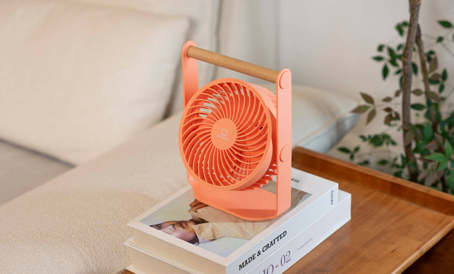 Lyra Portable Fan