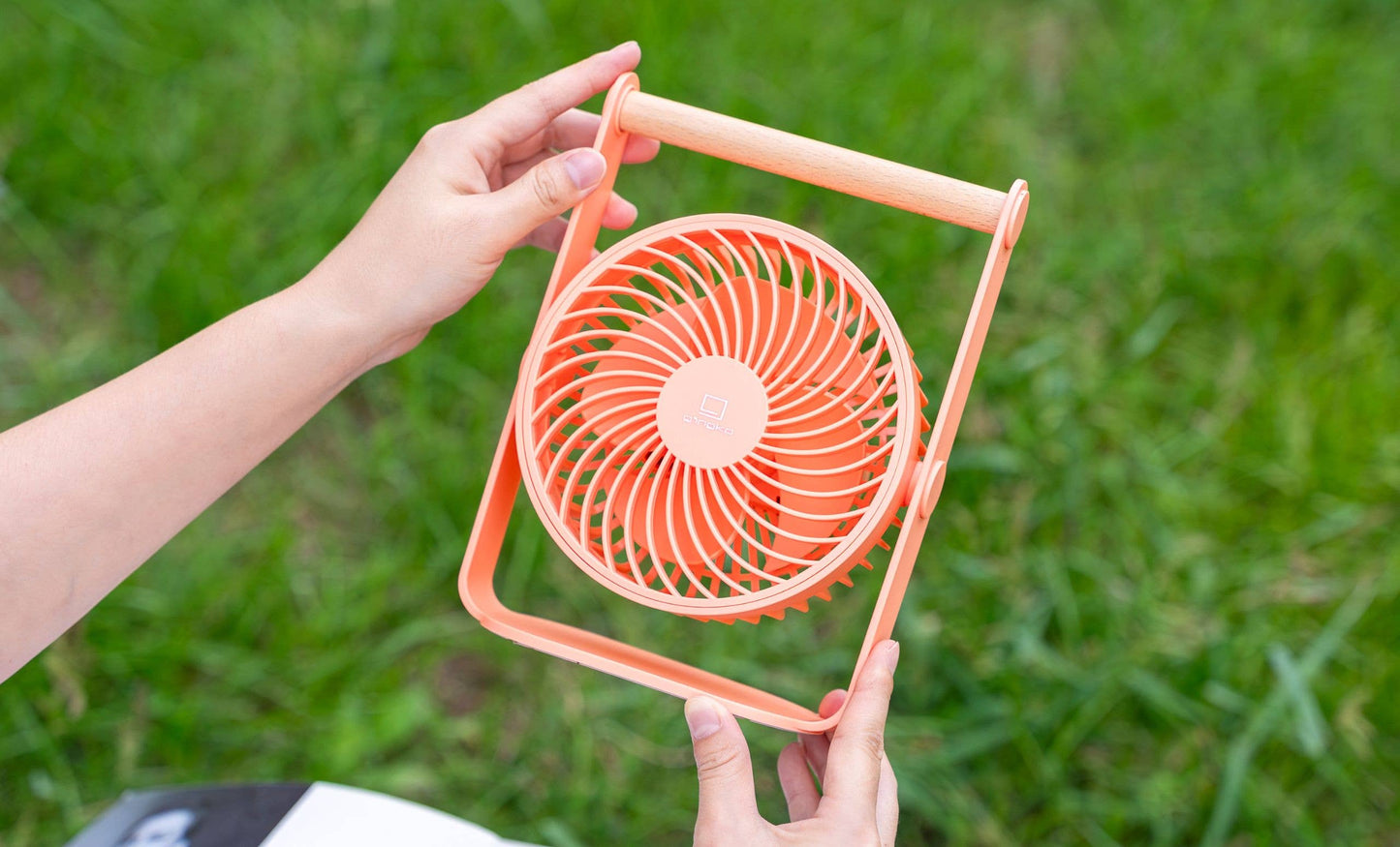 Lyra Portable Fan