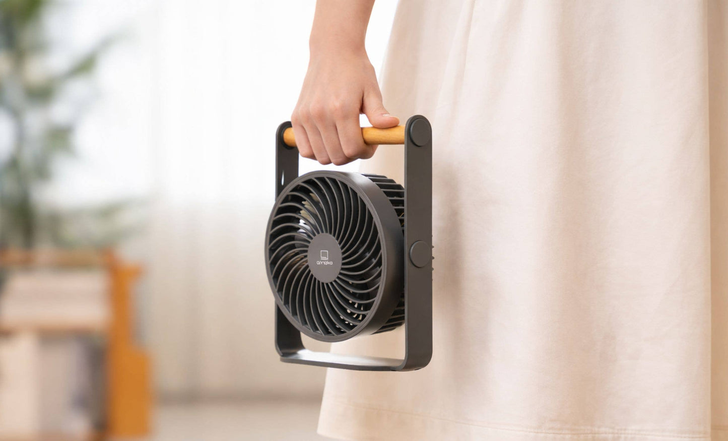 Lyra Portable Fan