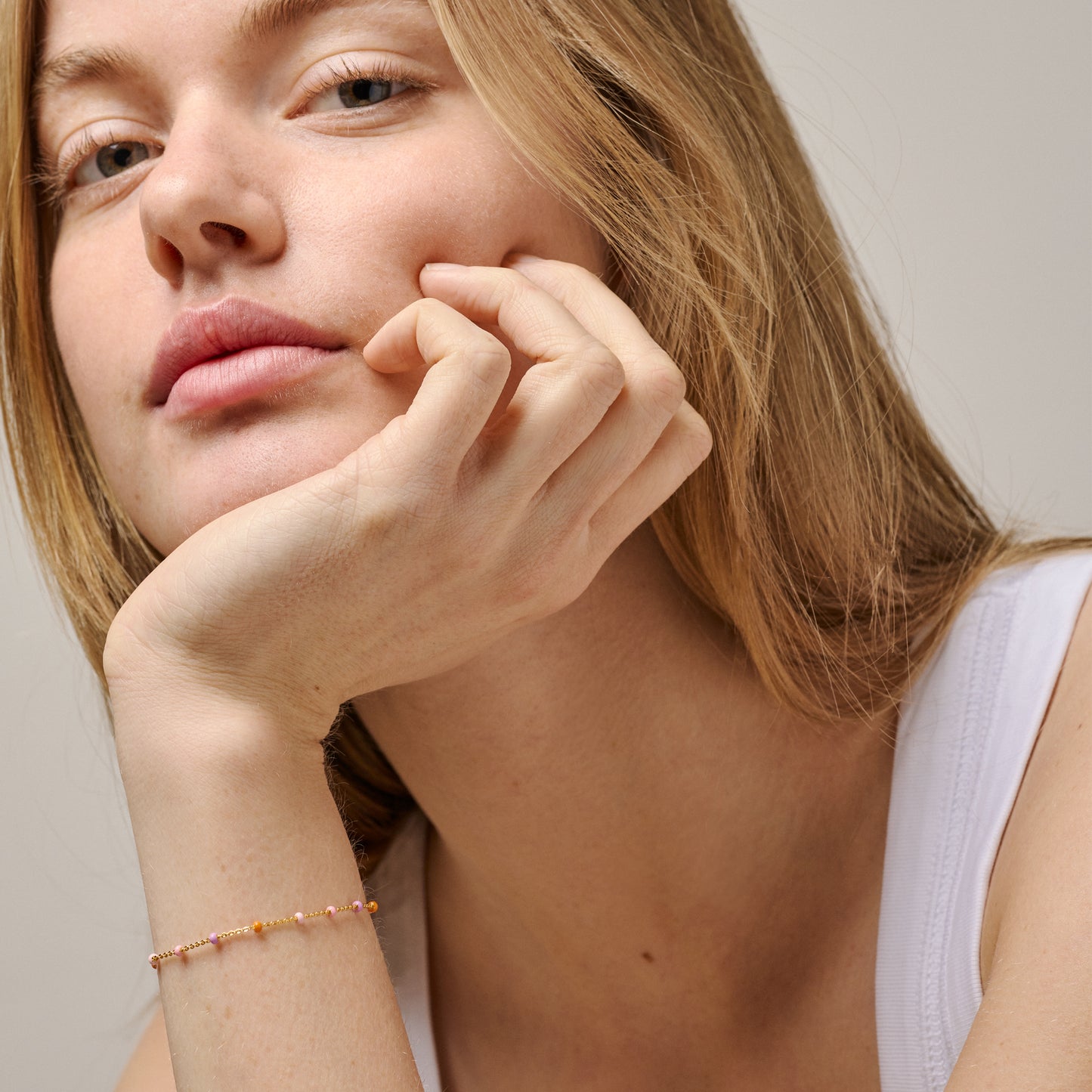 Bracelet, Lola