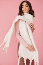 Load image into Gallery viewer, Cashmere and Silk Blend Check Scarf in Cream
