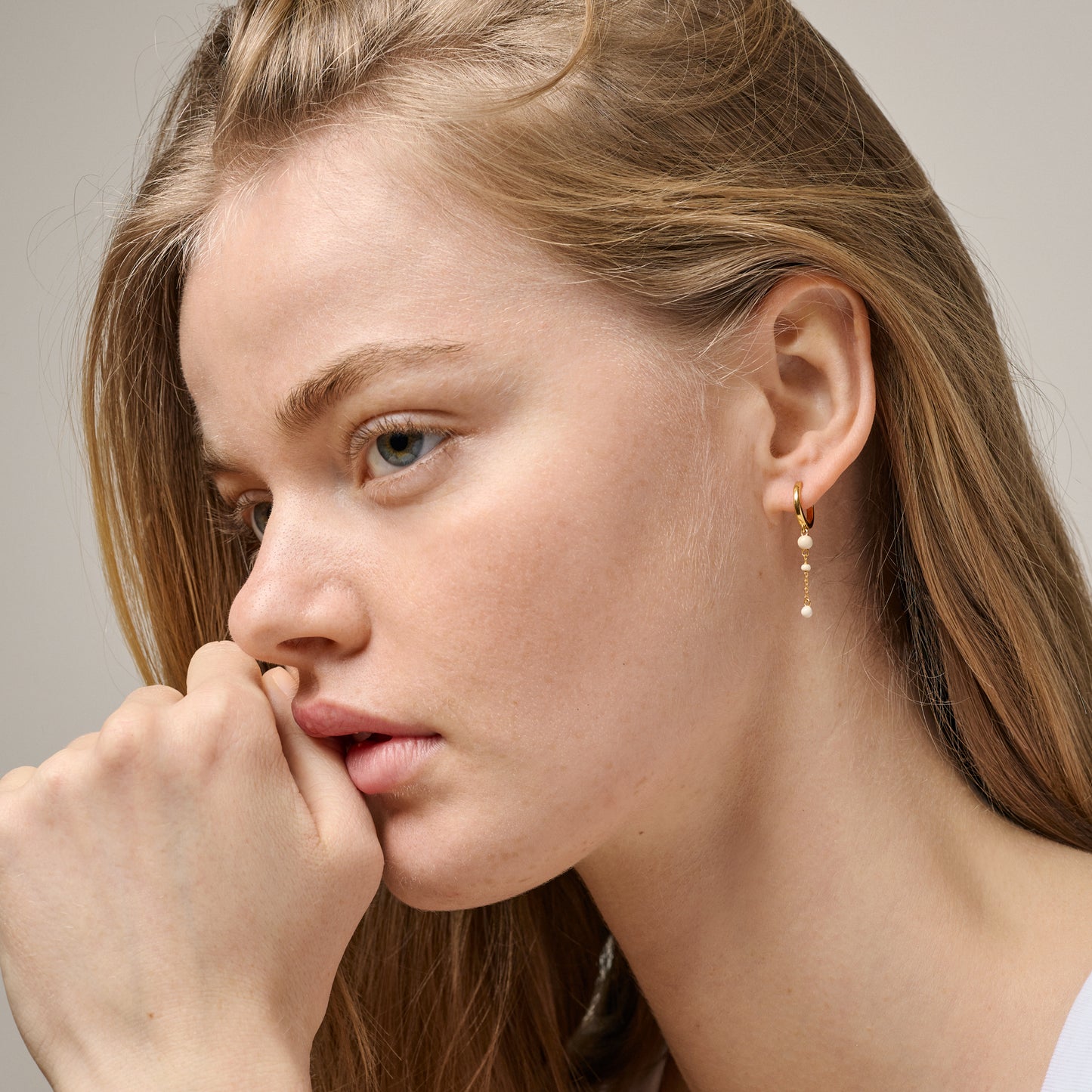 Hoops, Lola Bold