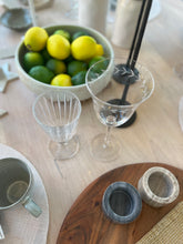 Load image into Gallery viewer, Set of 4 Garland Red Wine Glasses
