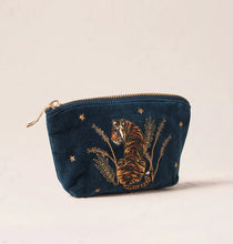 Load image into Gallery viewer, Tiger Conservation Coin Purse
