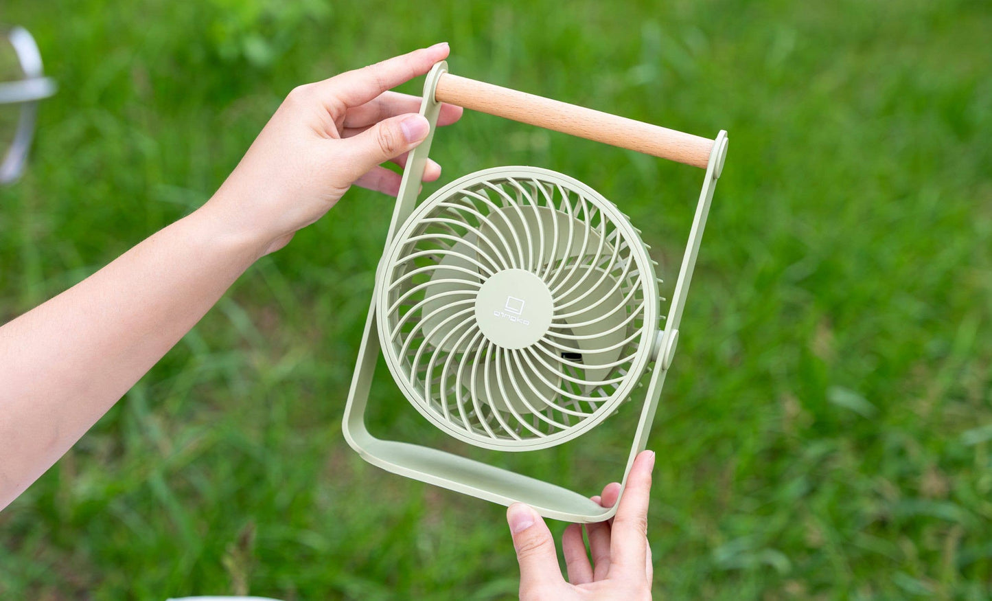 Lyra Portable Fan