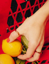 Load image into Gallery viewer, Gold Chunky Irregular Band Ring, Waterproof
