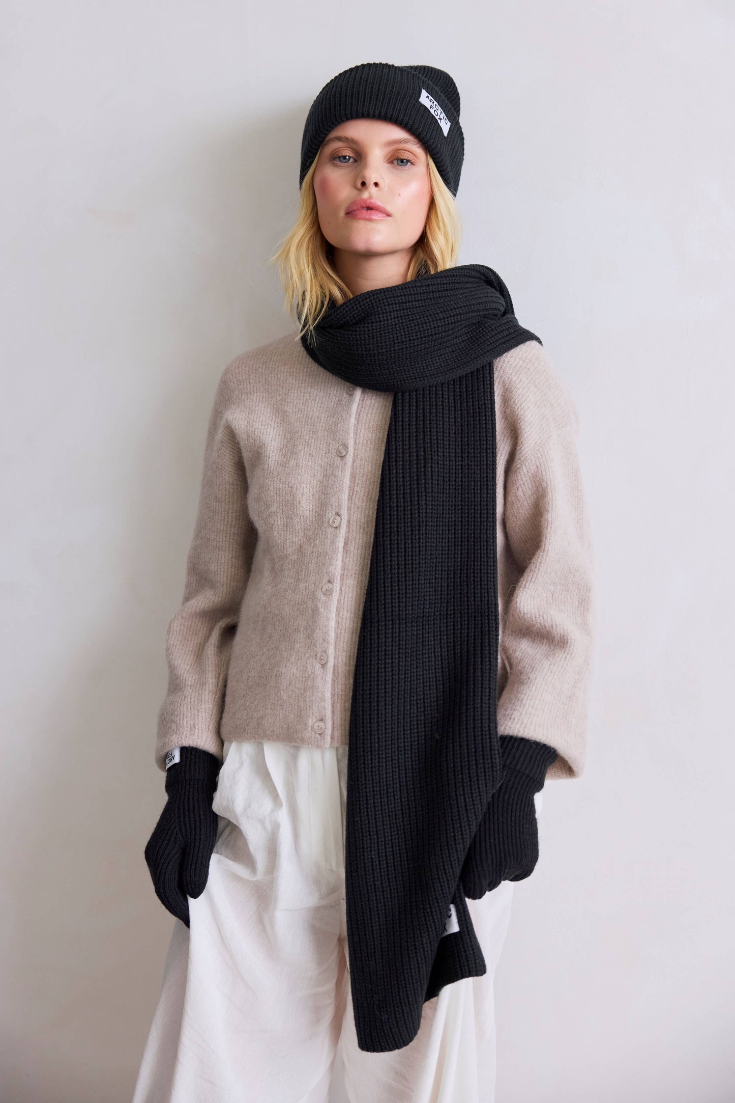 Recycled Bottle Gloves - Black Onyx - AW25