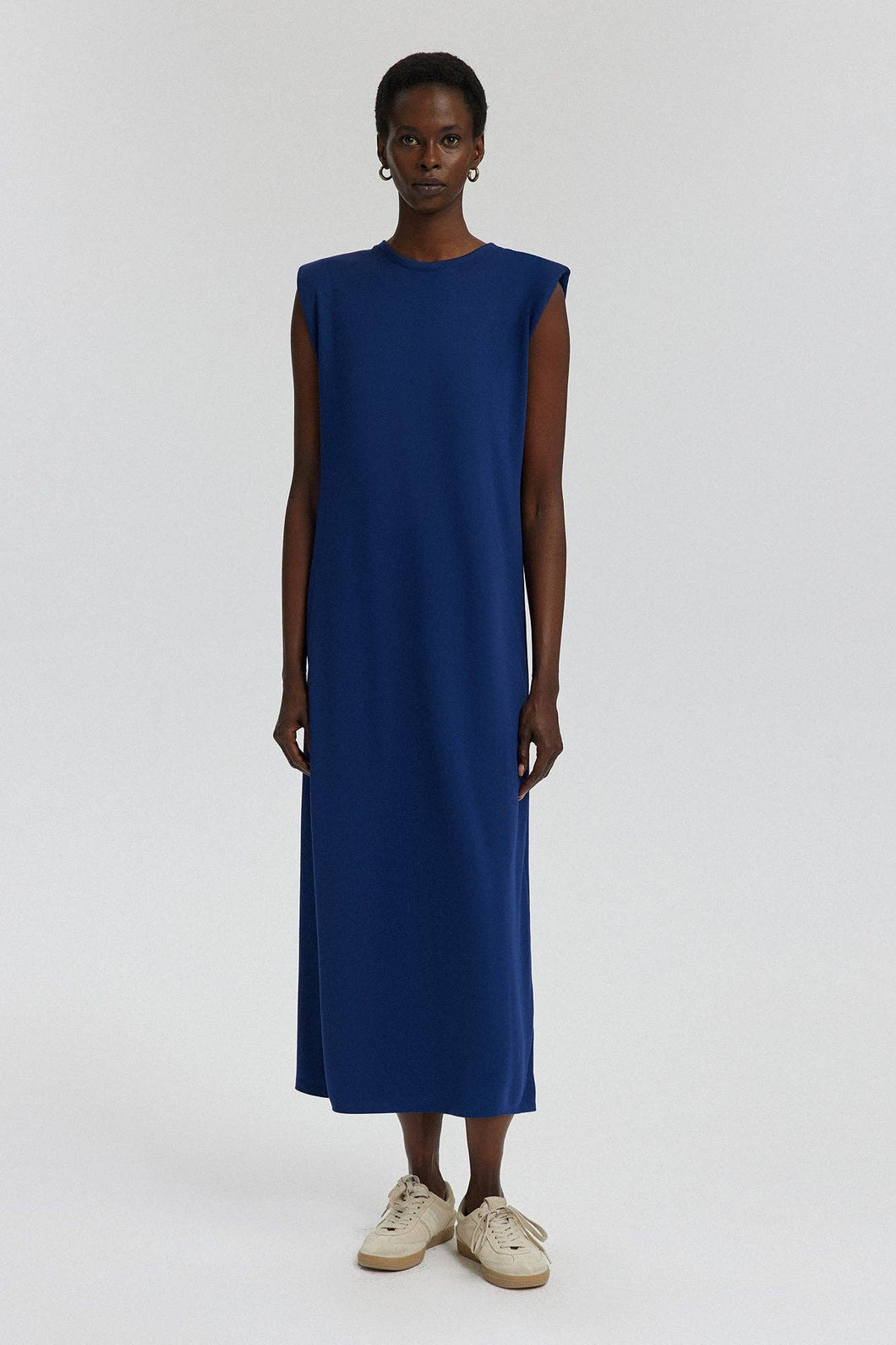 CREW NECK SLEEVELESS DRESS - MarramTrading.com