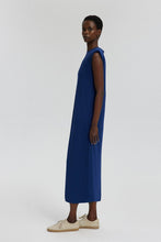 Load image into Gallery viewer, CREW NECK SLEEVELESS DRESS - MarramTrading.com
