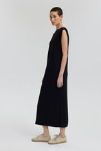 Load image into Gallery viewer, CREW NECK SLEEVELESS DRESS - MarramTrading.com
