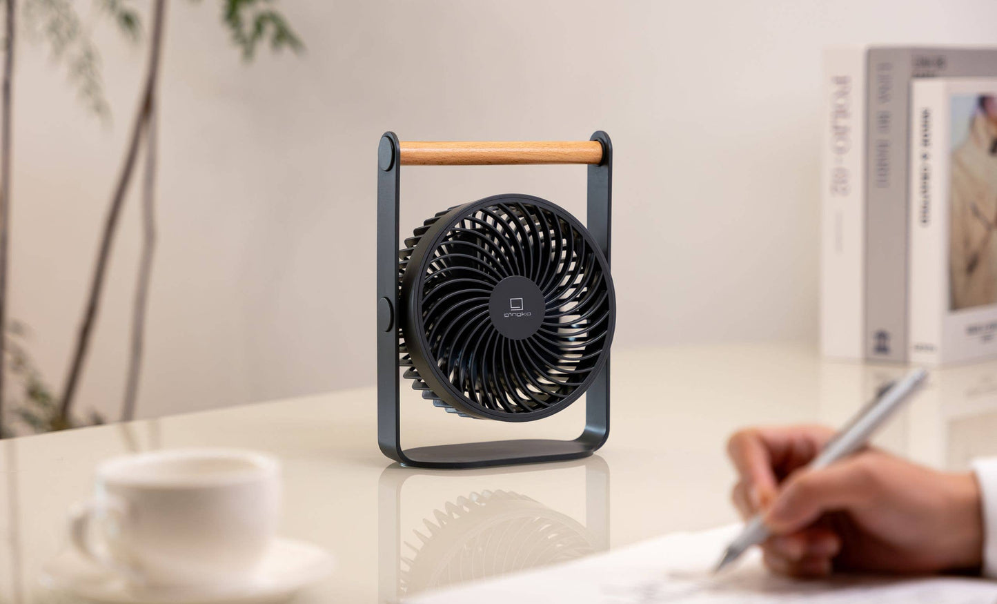Lyra Portable Fan