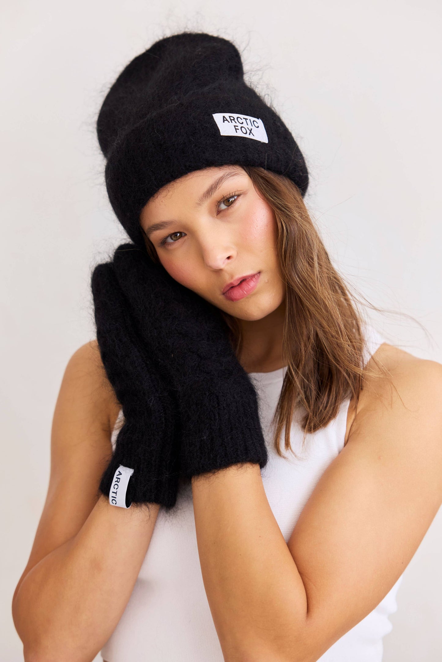 Mohair Mittens - Black - AW25