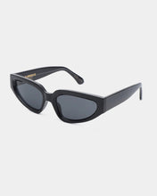 Load image into Gallery viewer, Ella Sunglasses - Black - MarramTrading.com
