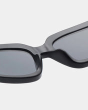 Load image into Gallery viewer, Ella Sunglasses - Black - MarramTrading.com
