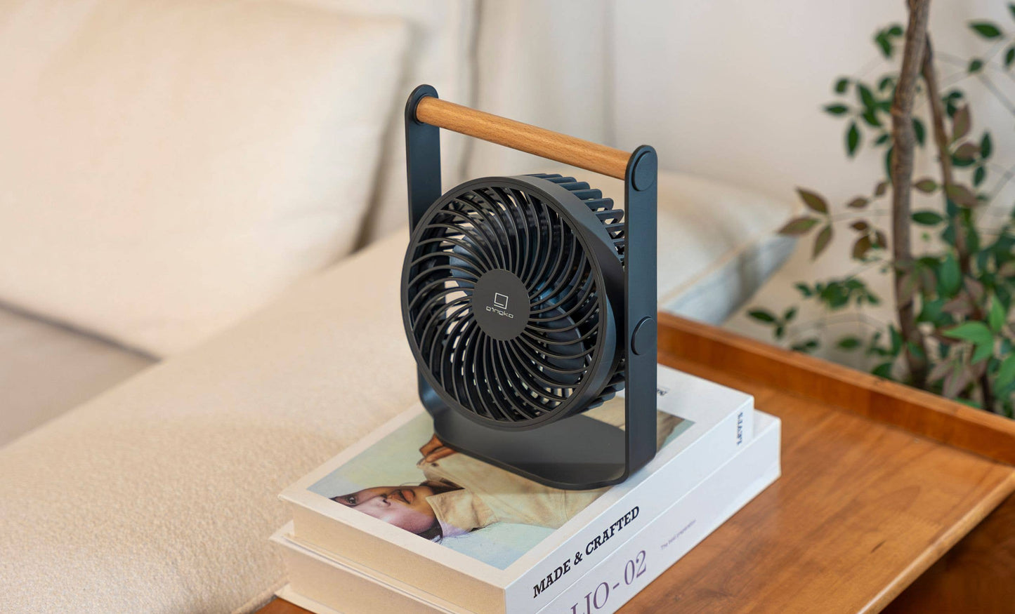 Lyra Portable Fan