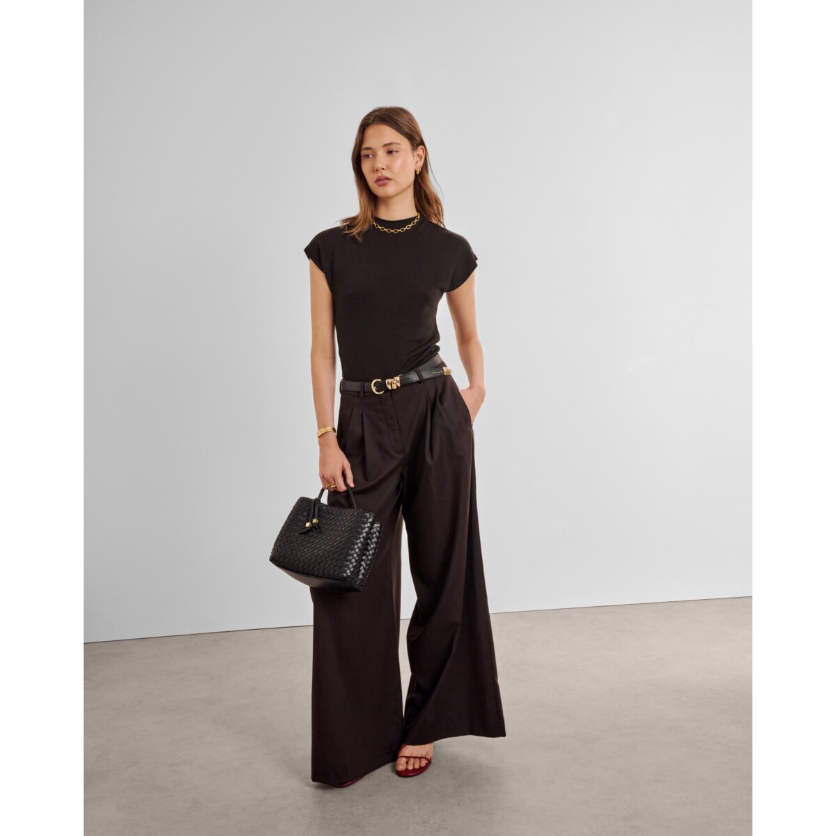 Hand Woven Top Handle Bag - Black