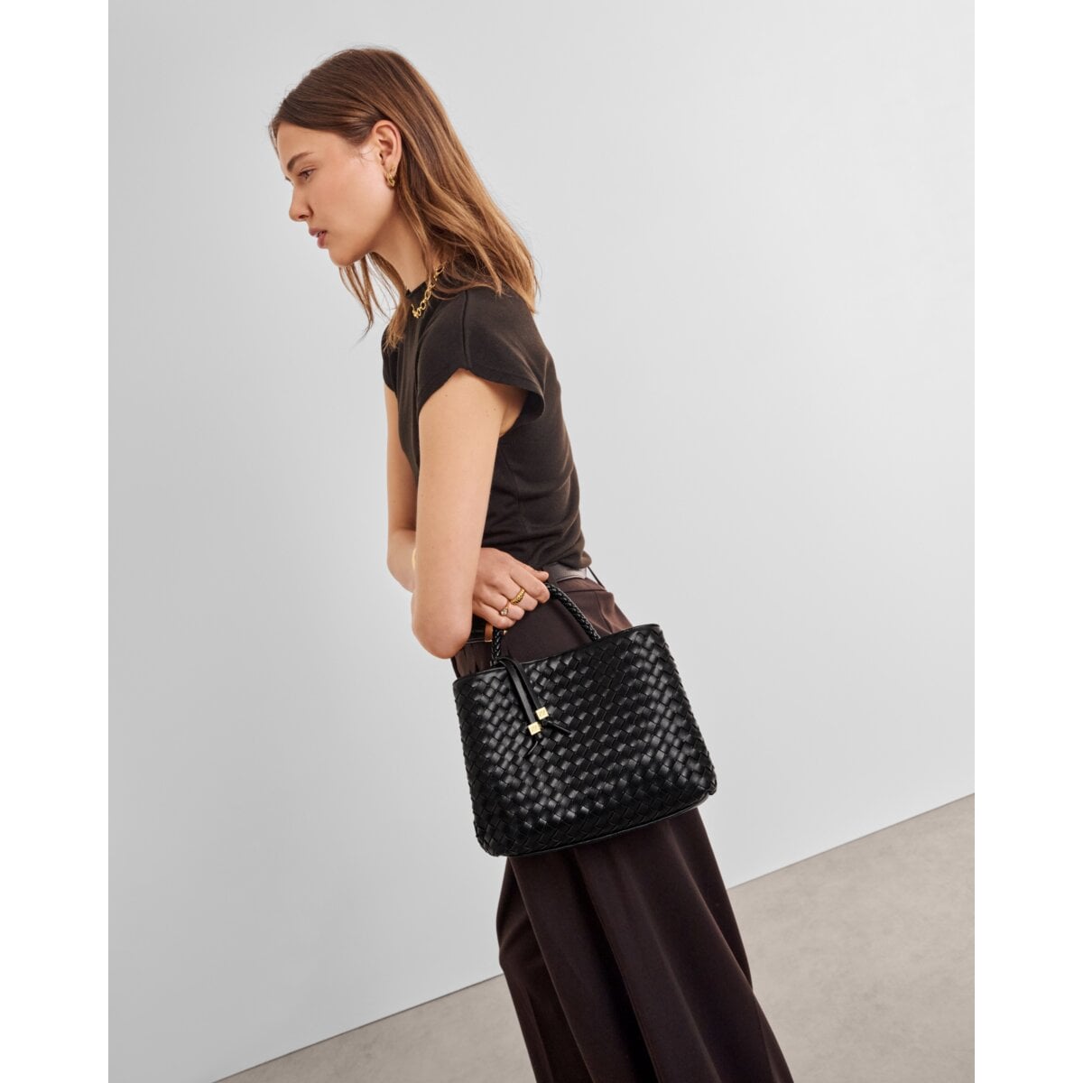 Hand Woven Top Handle Bag - Black