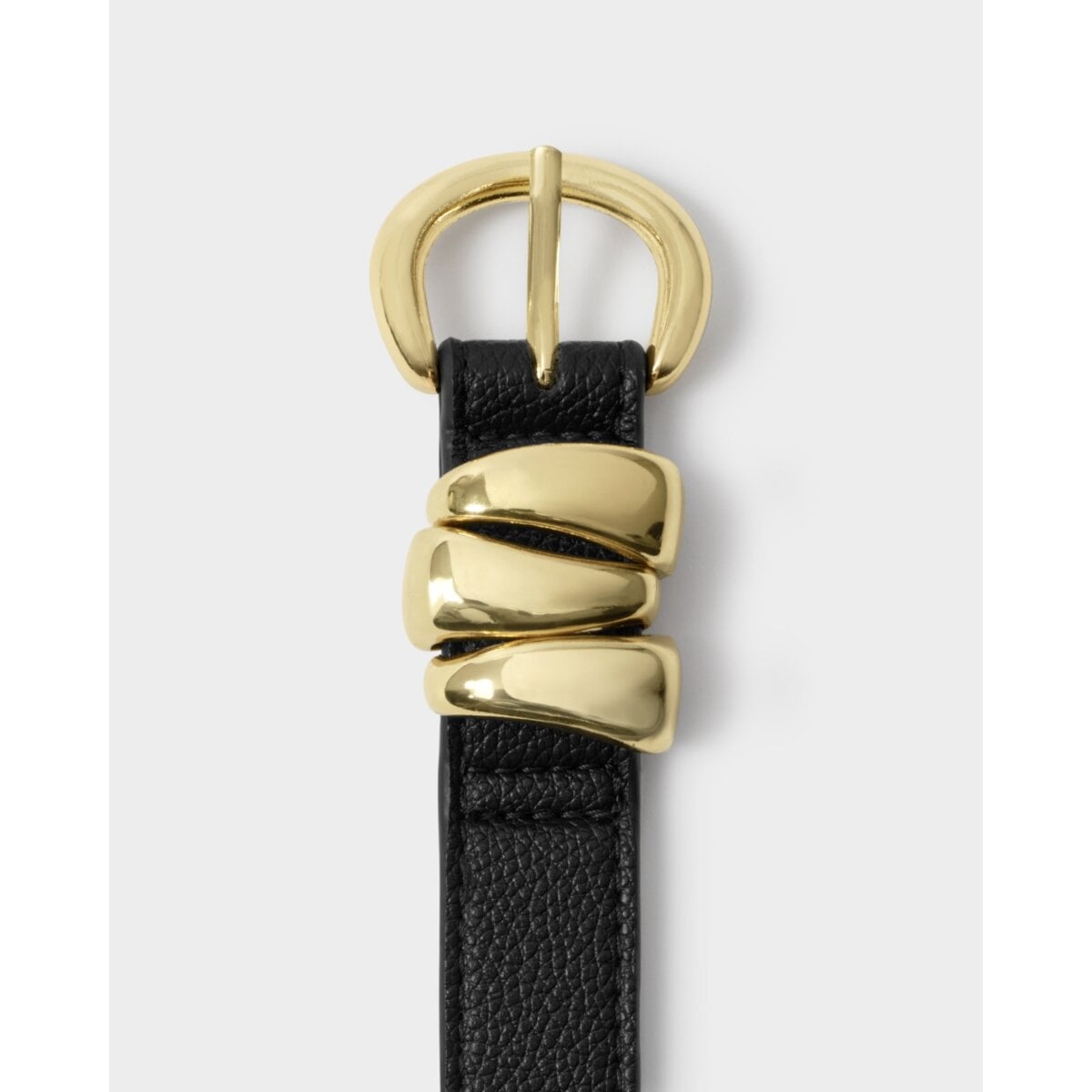 Belt with Organic Loops