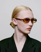 Load image into Gallery viewer, Macy Sunglasses - Coquina - MarramTrading.com
