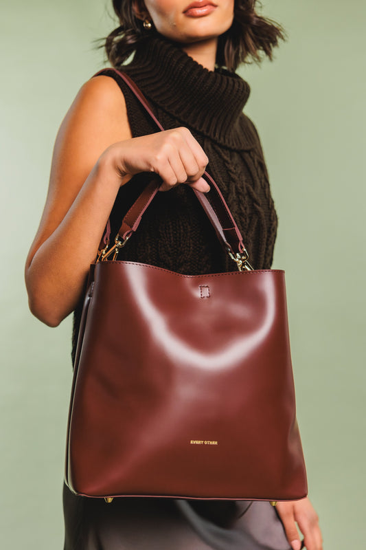 Adjustable Slouch Tote Bag Burgundy