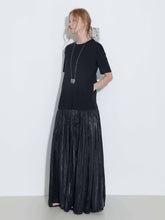 Load image into Gallery viewer, Oversized Round Neck Short Sleeve Pleated Dress - MarramTrading.com
