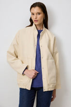 Load image into Gallery viewer, POCKET BOMBER JACKET - MarramTrading.com
