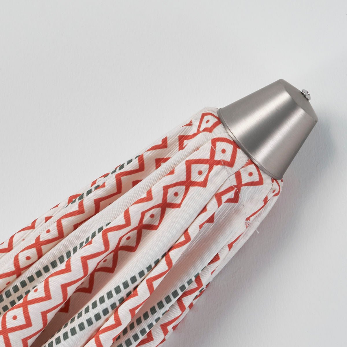 Red/Green Garden Umbrella - MarramTrading.com