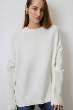 Load image into Gallery viewer, SOLID COLOUR OVERSIZED SWEATER - MarramTrading.com
