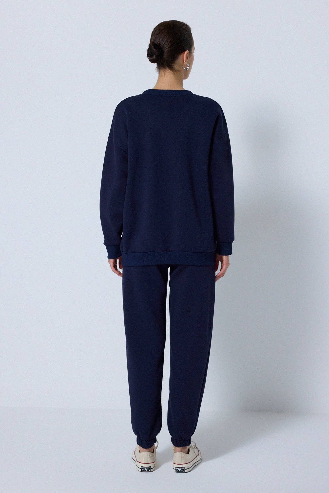 SWEATSHIRT AND JOGGER SET - MarramTrading.com