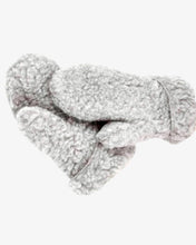 Load image into Gallery viewer, Wool mittens - Light grey - MarramTrading.com
