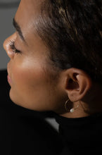Load image into Gallery viewer, Pearl Gold Hoop Earrings
