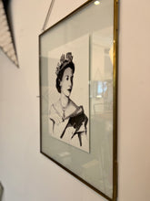 Load image into Gallery viewer, Large Brass Photo Frame with Chain
