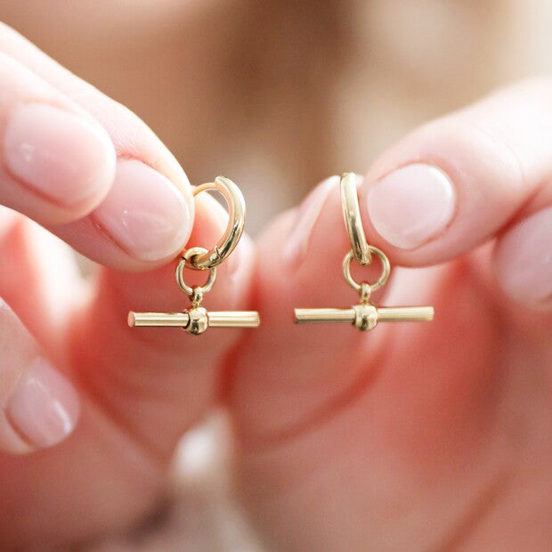 T-Bar Huggie Hoop Earrings in Gold